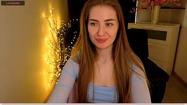 Chain_Alice's Live XXX Chat