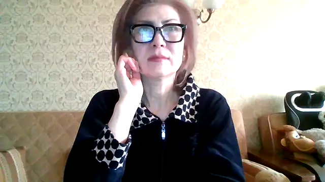 Elegant00Lady élő XXX-chatje