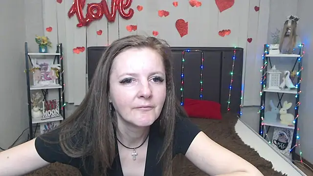 Chat +18 de MeganPirs ao vivo