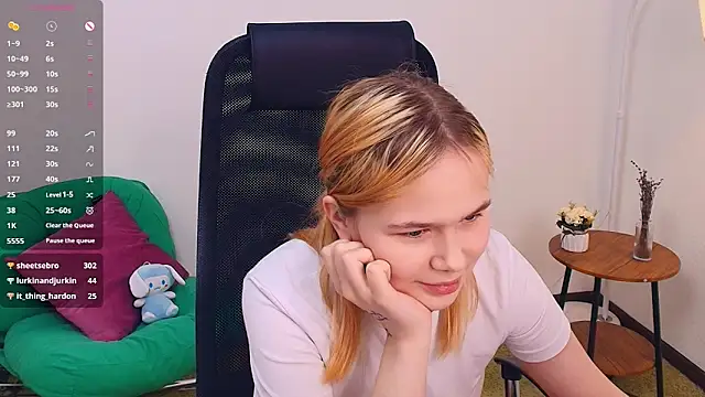 OwlLynn: απευθείας συνομιλία ΧΧΧ