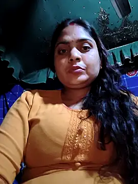 Aanushaka Show in webcam