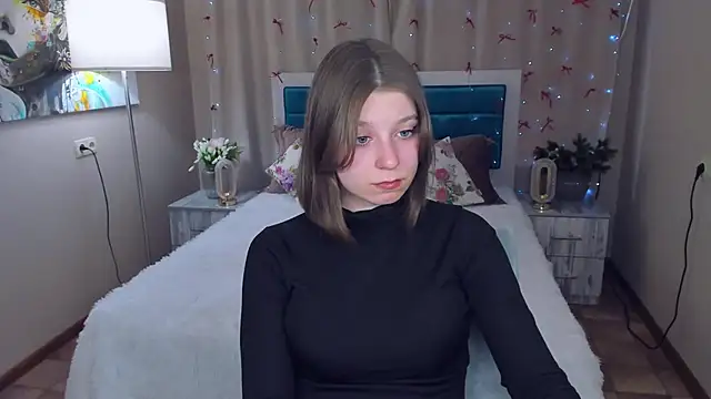 Chat +18 de RinaMoore ao vivo