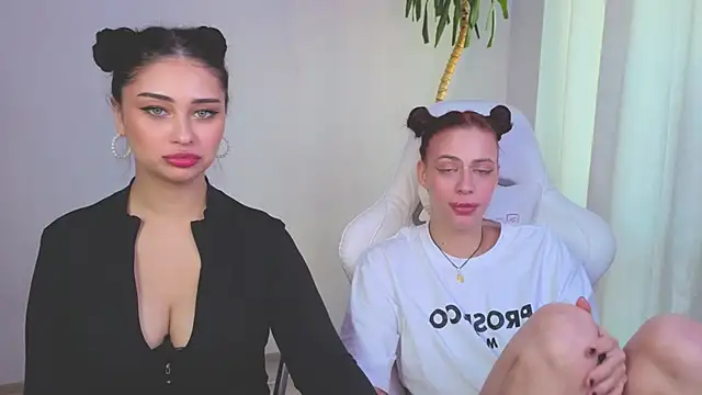 Вебкам-шоу Sofia_Plump