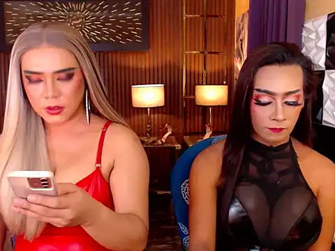 SeductiveAshleyTS' Live XXX Chat