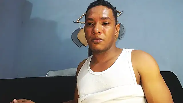 Grandeygruesa1's Webcam Show