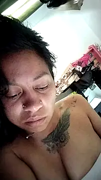 Tiphanydirty3 Adlı Modelin Canlı XXX Sohbeti