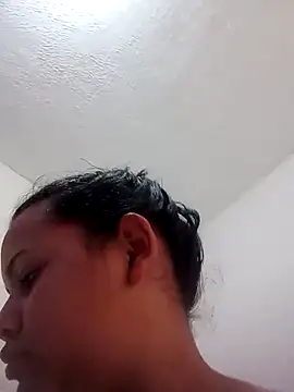 _Miaaleon: απευθείας συνομιλία ΧΧΧ