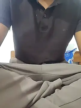 hrny_0007 Show in webcam