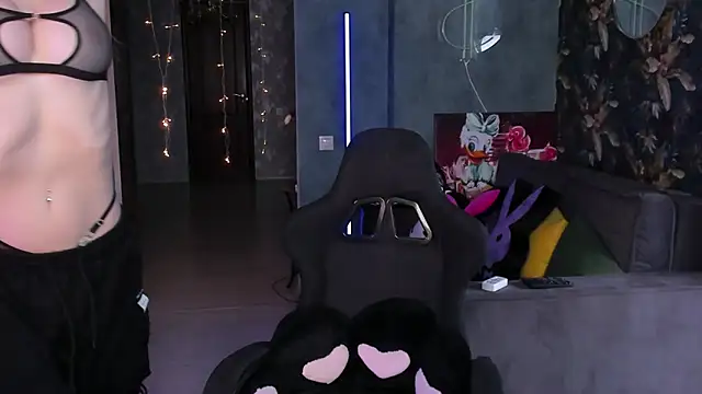 دردشة Blckmirrorr الجنسية المباشرة