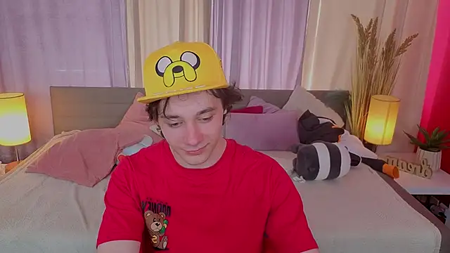 Онлайн чат XXX KevinStrike