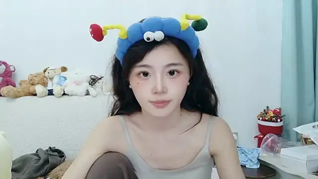 cc-8 在線直播表演