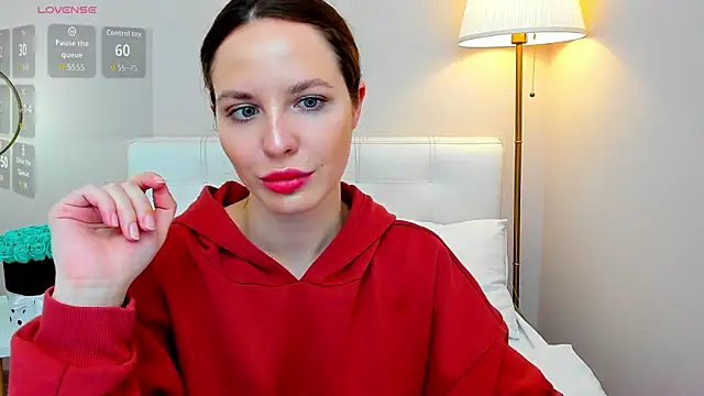 MonaRicci's Live XXX Chat