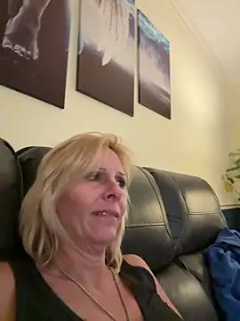 FireAfterDark's Webcam Show