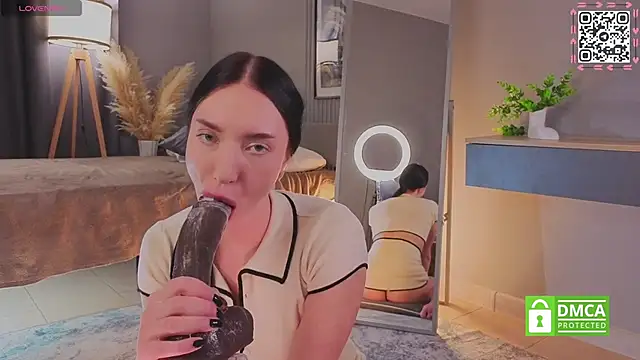 aGaGatha Show in webcam