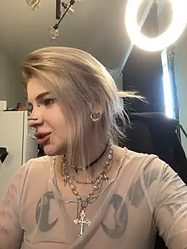 DriveThruCiri's Live XXX Chat