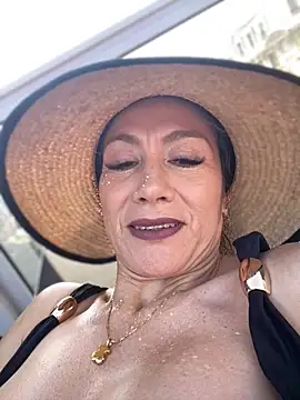 โชว์เว็บแคมของ angelitasexy81