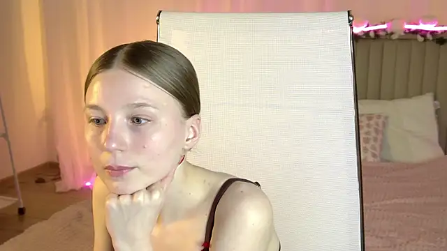 ElliFrankenweenie live XXX chat