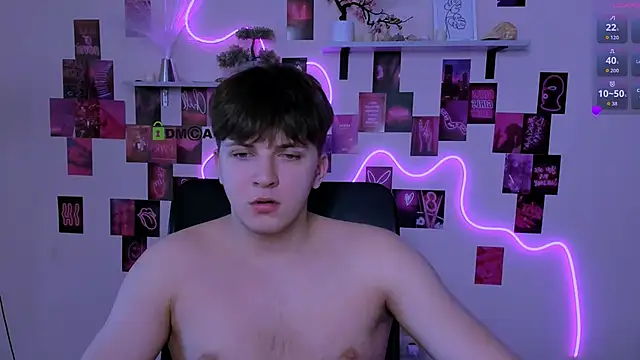 travis_wolf_'s Live XXX Chat