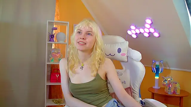 HannahHollis Adlı Modelin Canlı XXX Sohbeti