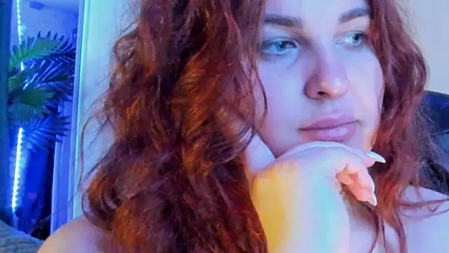 Онлайн чат XXX CoraSwon