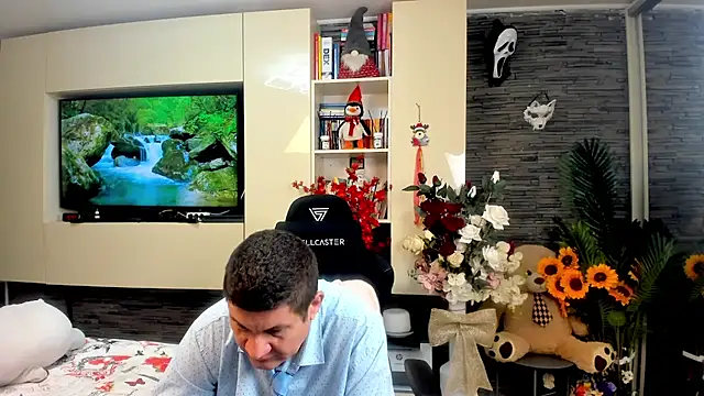 SpartacusDaddy48: απευθείας συνομιλία ΧΧΧ