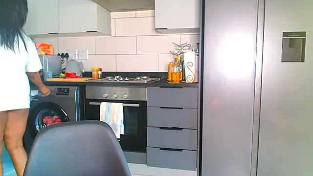 MILLA9000 Pertunjukan Webcam