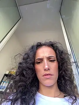 Lolaa92i Webcam-Show