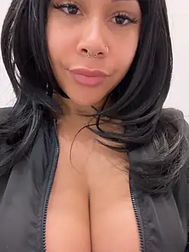 HaileyDiana Webcam-Show