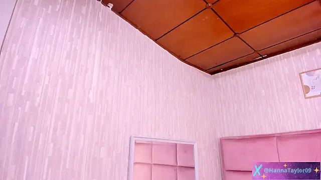 دردشة HannaTaylor الجنسية المباشرة