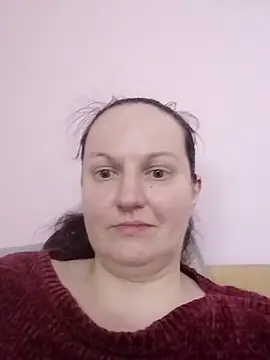 BustyLadyAlma live XXX chat