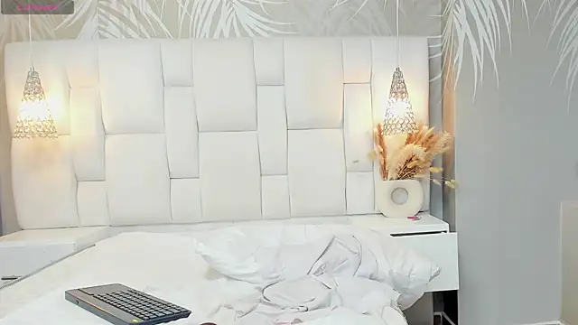 your_sissytrans live XXX chat