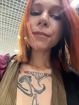 RosieSecret Show in webcam