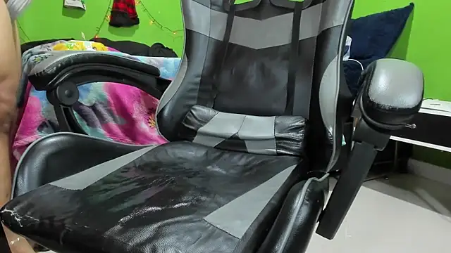 Arian_Pervert: вебкам-шоу