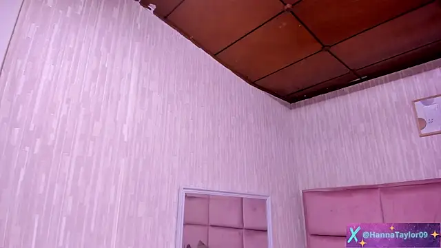 Sembang XXX Secara Langsung HannaTaylor