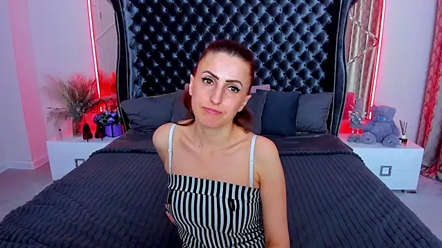 Rebecca_Diamond: вебкам-шоу