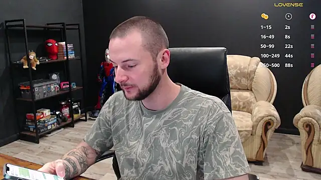 MihasikDのライブXXXチャット