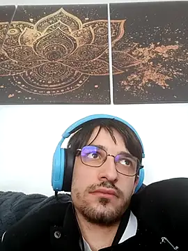 totolescientifique élő XXX-chatje