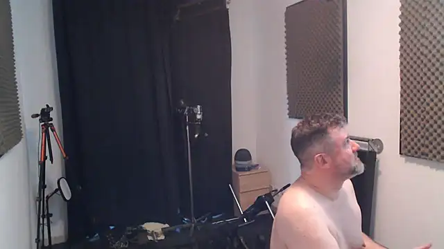 Pokazy przed kamerką – french_slave1