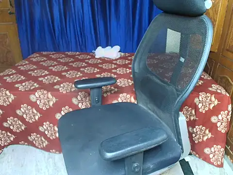 its-sarika01's Live XXX Chat