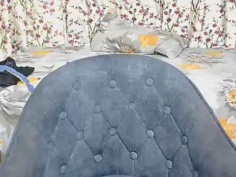 Avni-kumarii Chat XXX in diretta