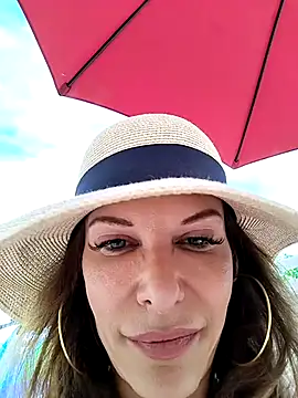 Luna_Kitanna live XXX chat