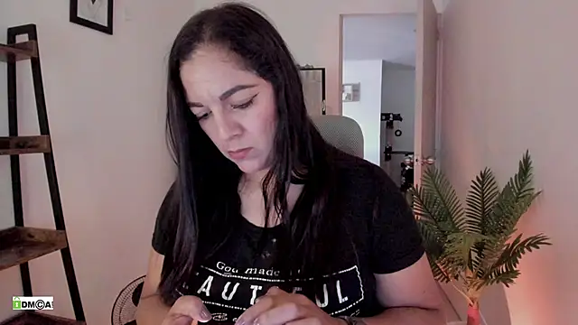 urcute_kitten Live XXX-chat