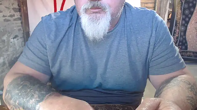 Newfiesausage1972 웹캠 쇼