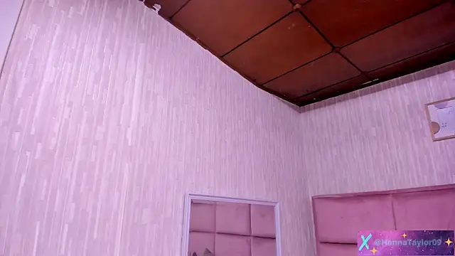 Živý XXX chat HannaTaylor