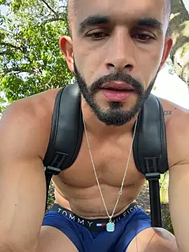 Jacksonfranco Adlı Modelin Canlı XXX Sohbeti