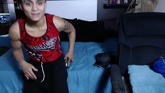 Liiamthompson লাইভ XXX চ্যাট