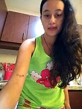 l0lita_emi: вебкам-шоу