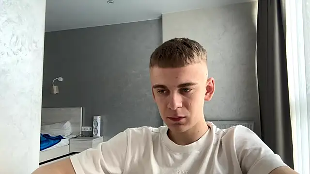 SoloFury Chat XXX live