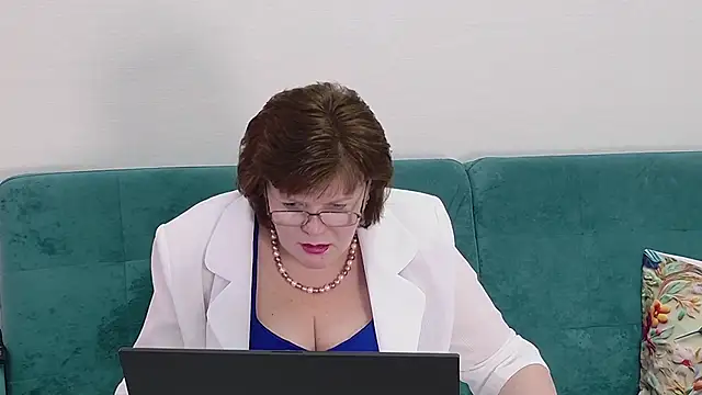 Sandra_Sunrise Adlı Modelin Canlı XXX Sohbeti