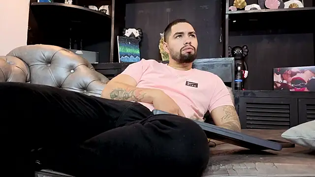 matteosantos 在線直播表演